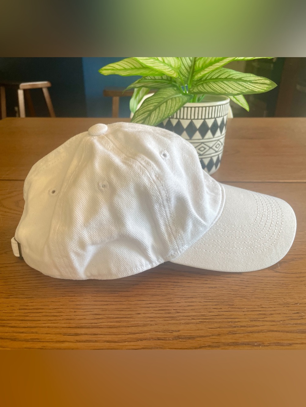 Brandy Melville Katherine White Cotton Baseball Cap Preppy CleanGirl NWOT